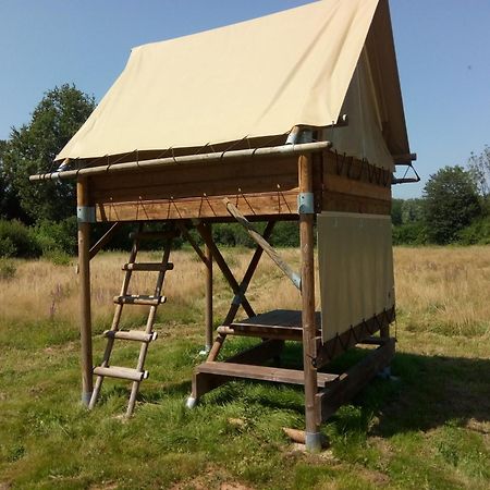 Bivouac Hotel Le Fay Buitenkant foto